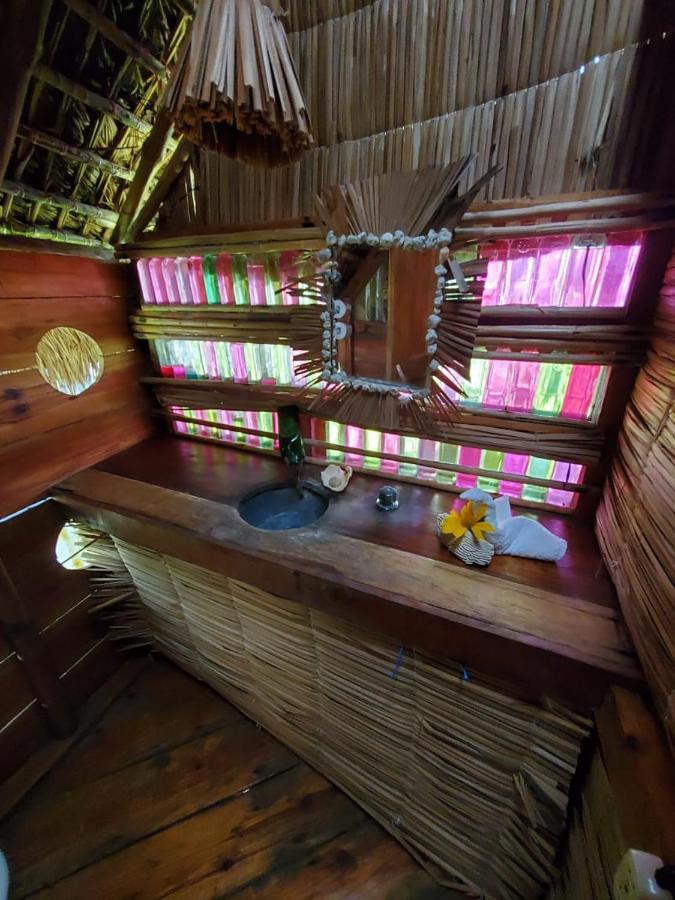 Derek'S Place Eco-Lodge Литтл-Корн-Айленд Экстерьер фото